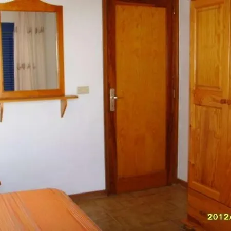 וילה La Caleta Sleeps 5 Wifi פאמארה
