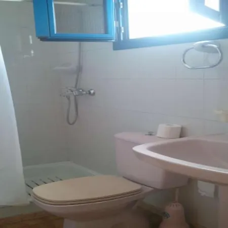 Villa La Caleta Sleeps 5 Wifi *