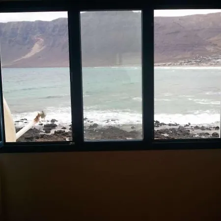 וילה La Caleta Sleeps 5 Wifi פאמארה